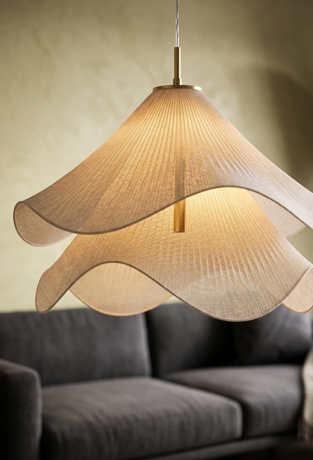 Sfeervol interieur met La Fleur Lumineuse dupe organische hanglamp
